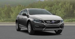 New cars Volvo V60 Cross Country automatic